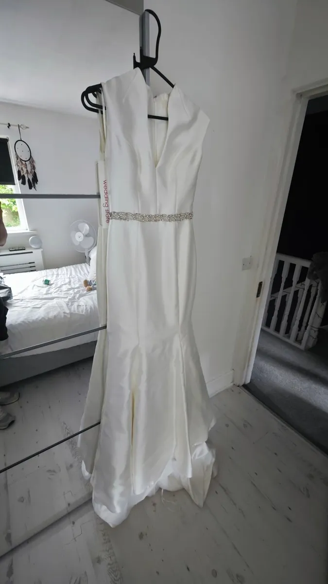 50% off Wedding Dress & veil - Image 1