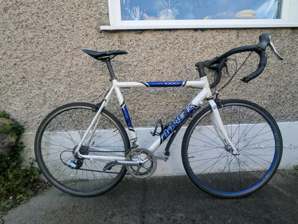 Trek Alpha Series 1000 Road Bike - Image 1