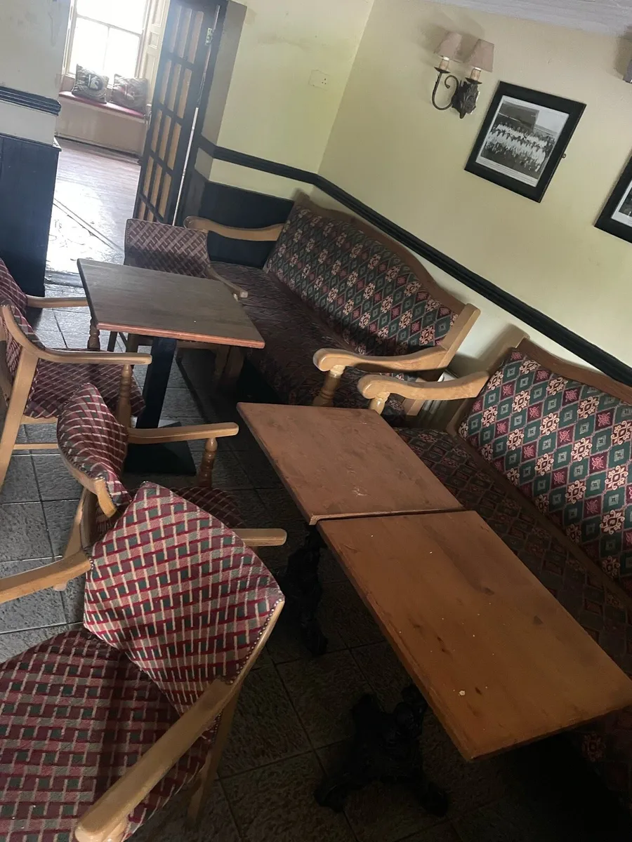 Bar furniture set - Image 1