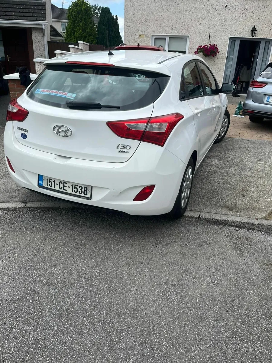 Hyundai i30 2015 - Image 2