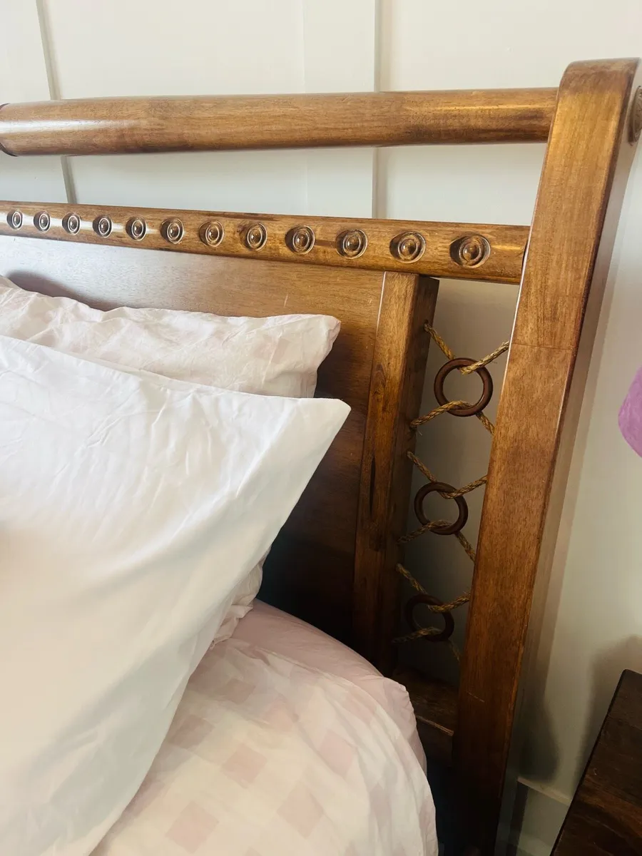 Solid Oak Bed Frame (Superking) and Lockers - Image 3