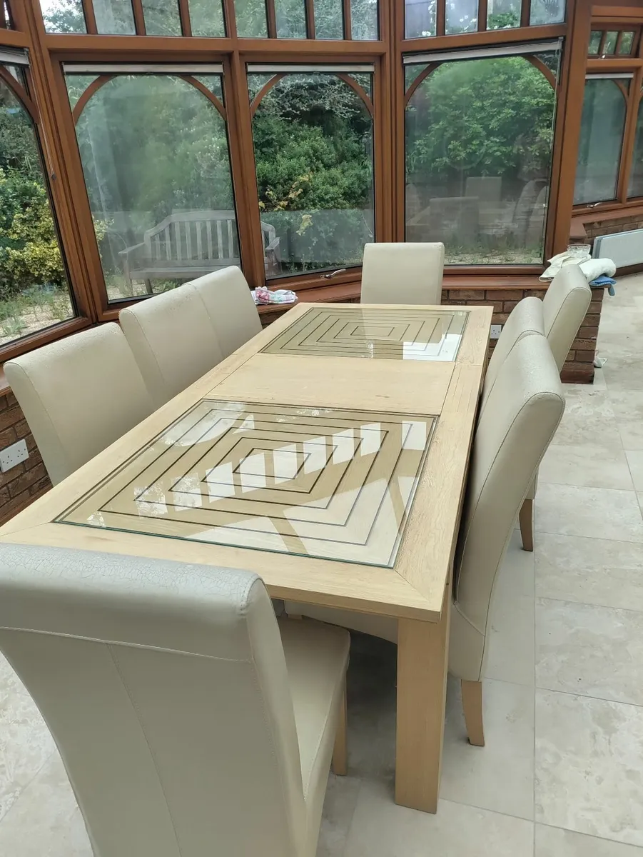 Dining table - Image 3