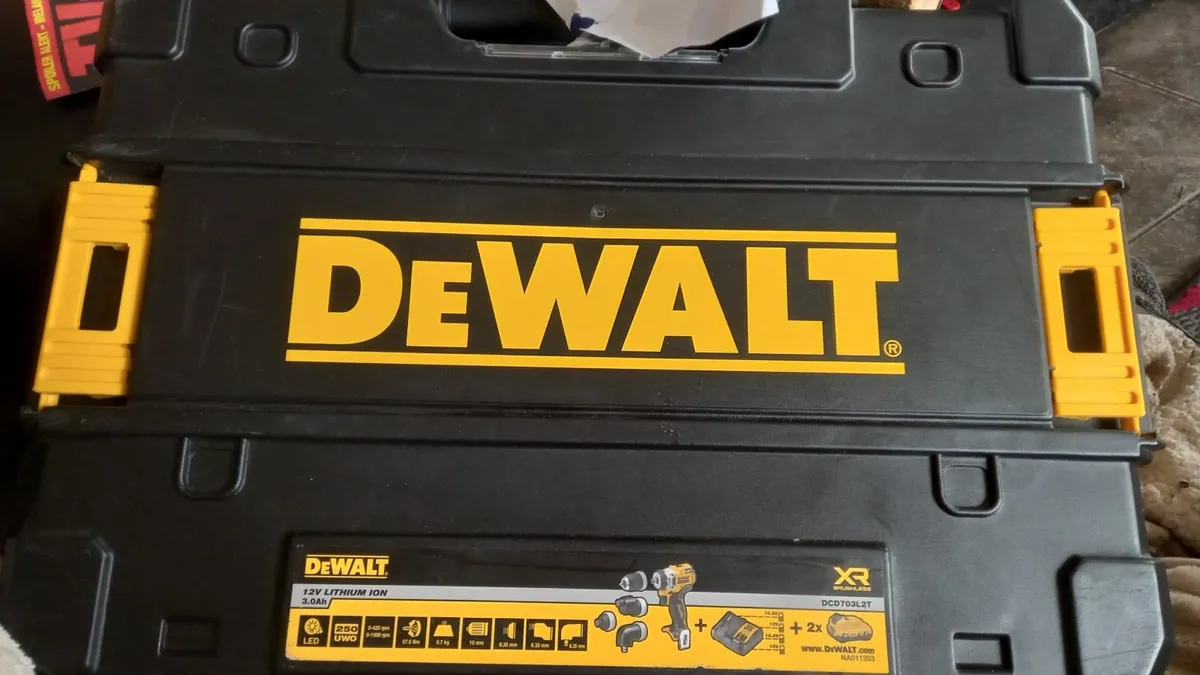 DeWalt 12v brushless multi head drill - Image 3