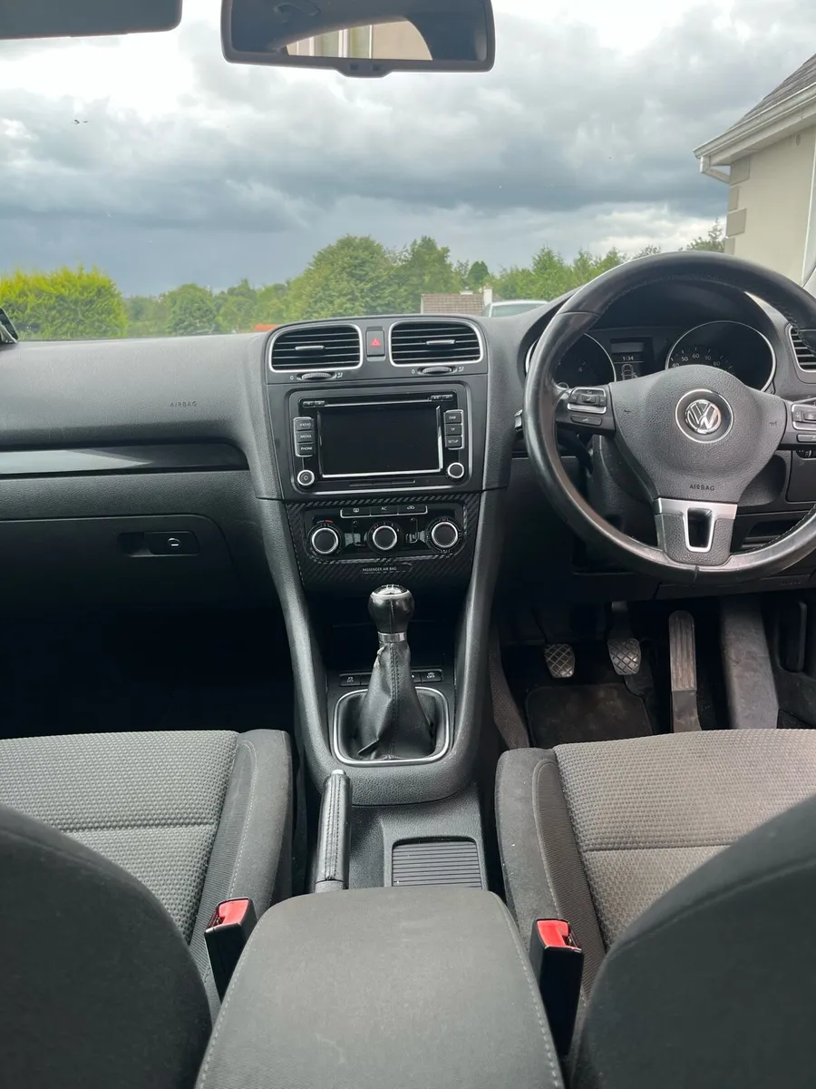 Volkswagen Golf 1.6 L - Image 2