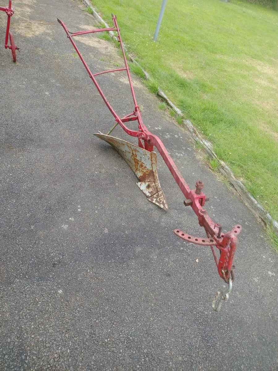 Ransomes Vintage Horse Drawn Plough - Image 4