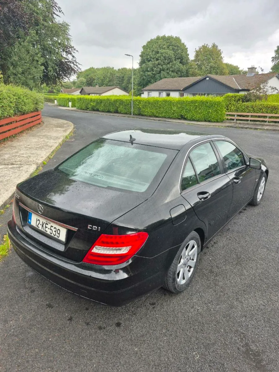 Mercedes Benz C Class 2012 CDI - Image 4