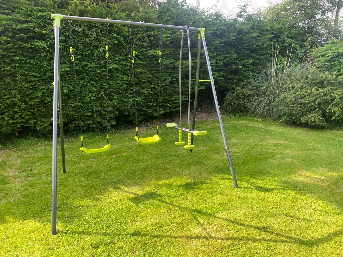 Apatou Metal Swing Set with 3 Seat Units - Image 3