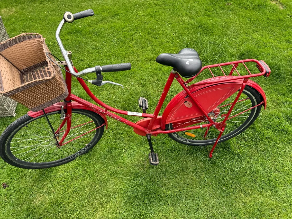Lady’s bike - Image 1