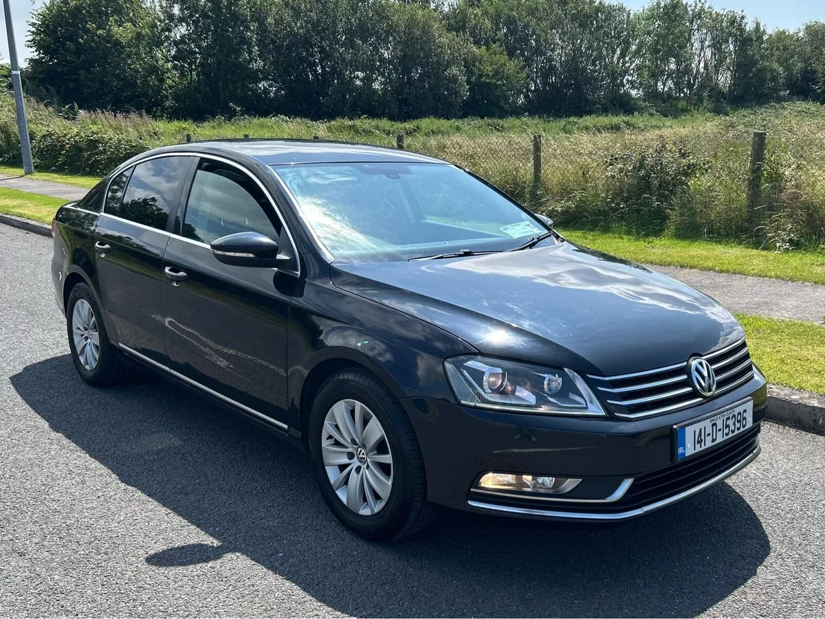 2014 Passat  Highline - Image 1