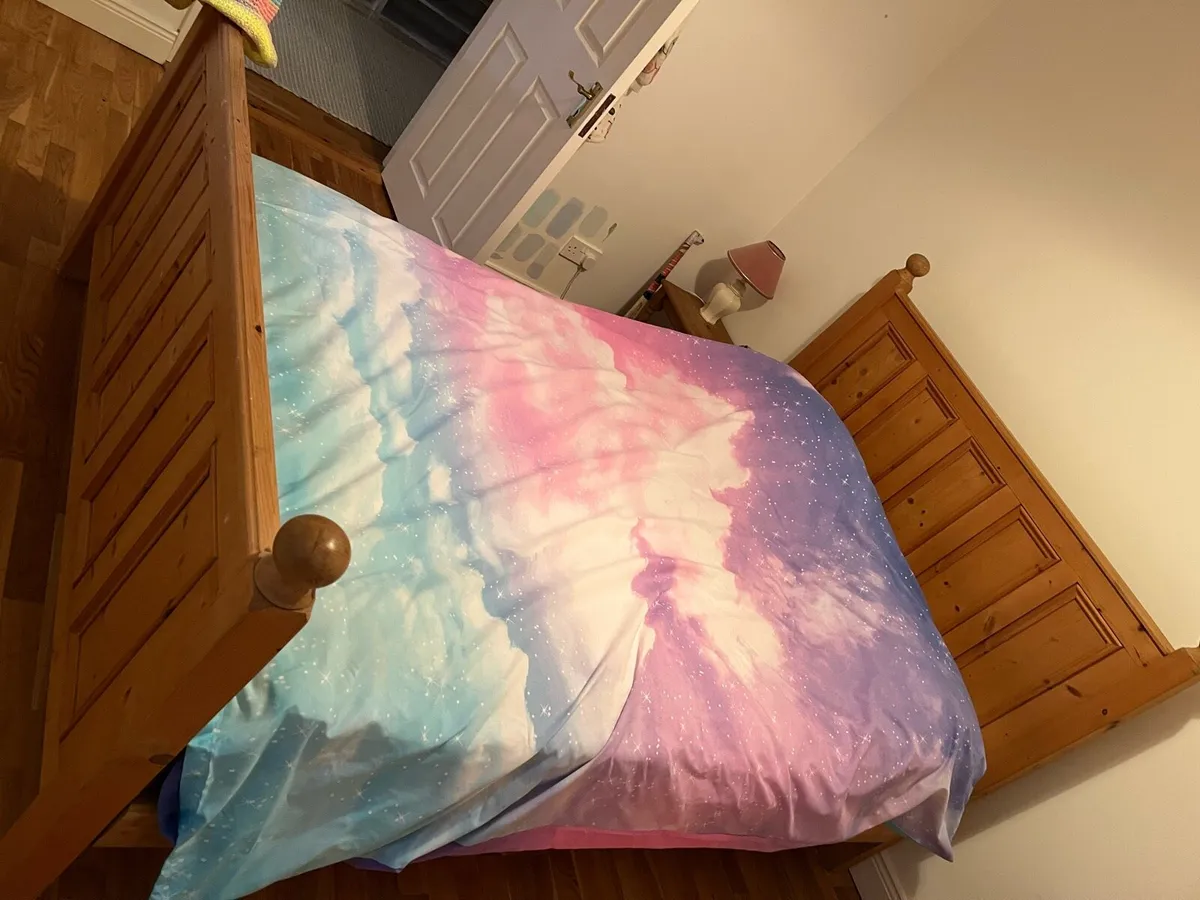 Beds - Image 1