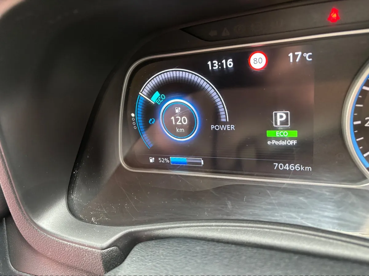 Nissan Leaf 2019 - Image 2