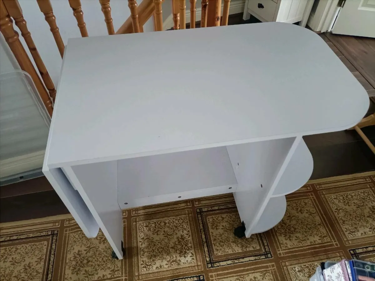 Desktop and chair - Image 1