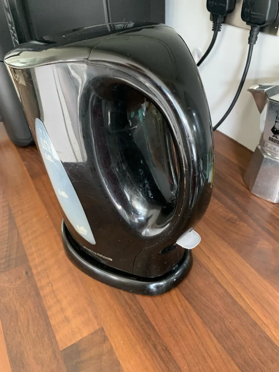 Morphy Richards Essential Electric Black Kettle - Image 1