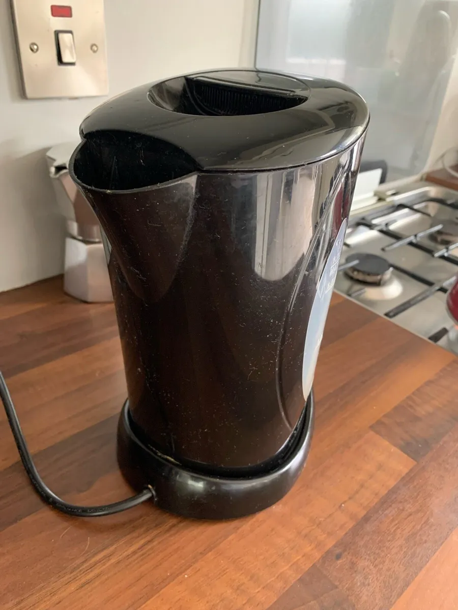 Morphy Richards Essential Electric Black Kettle - Image 2
