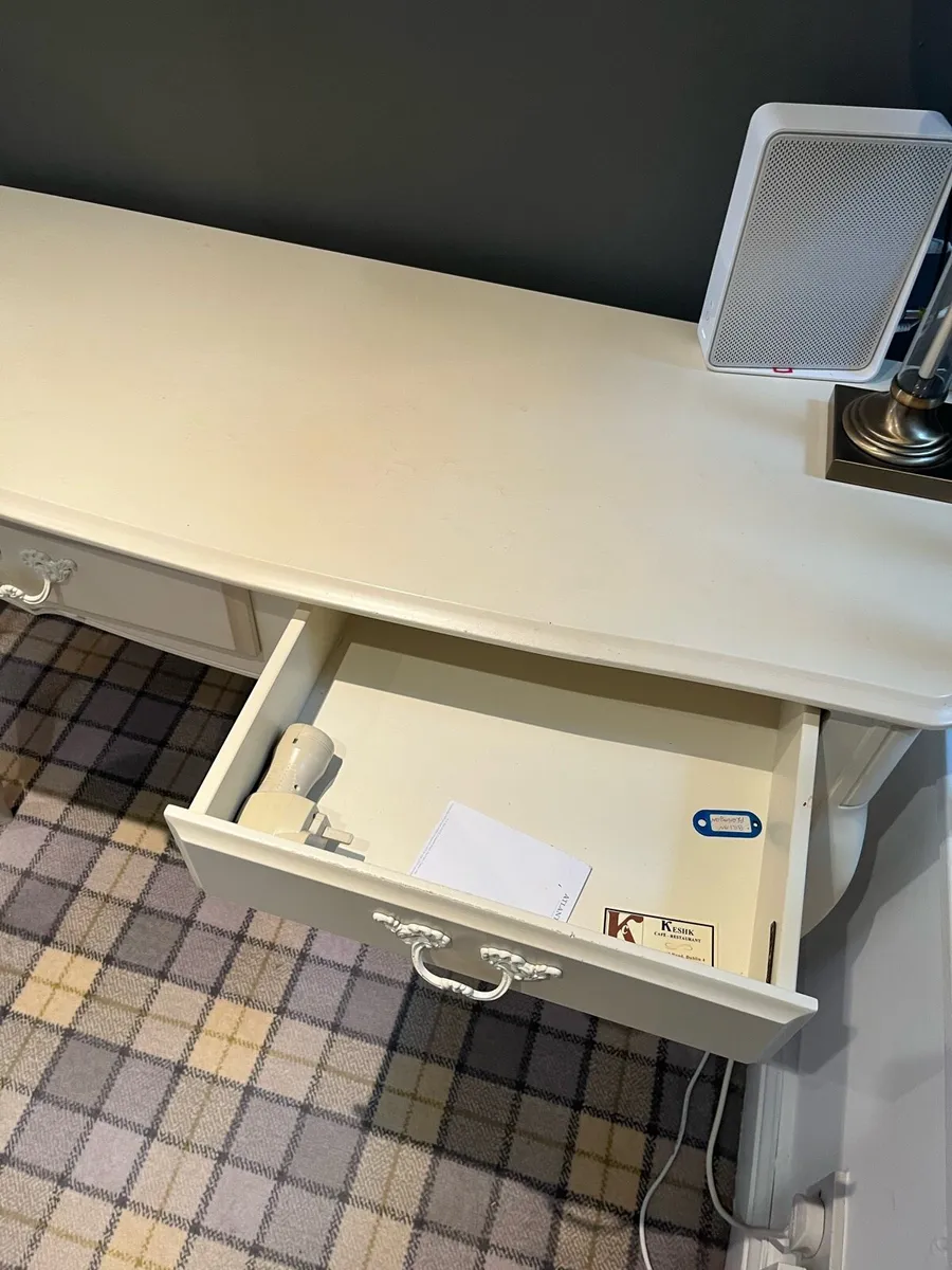 Hall table - Image 3