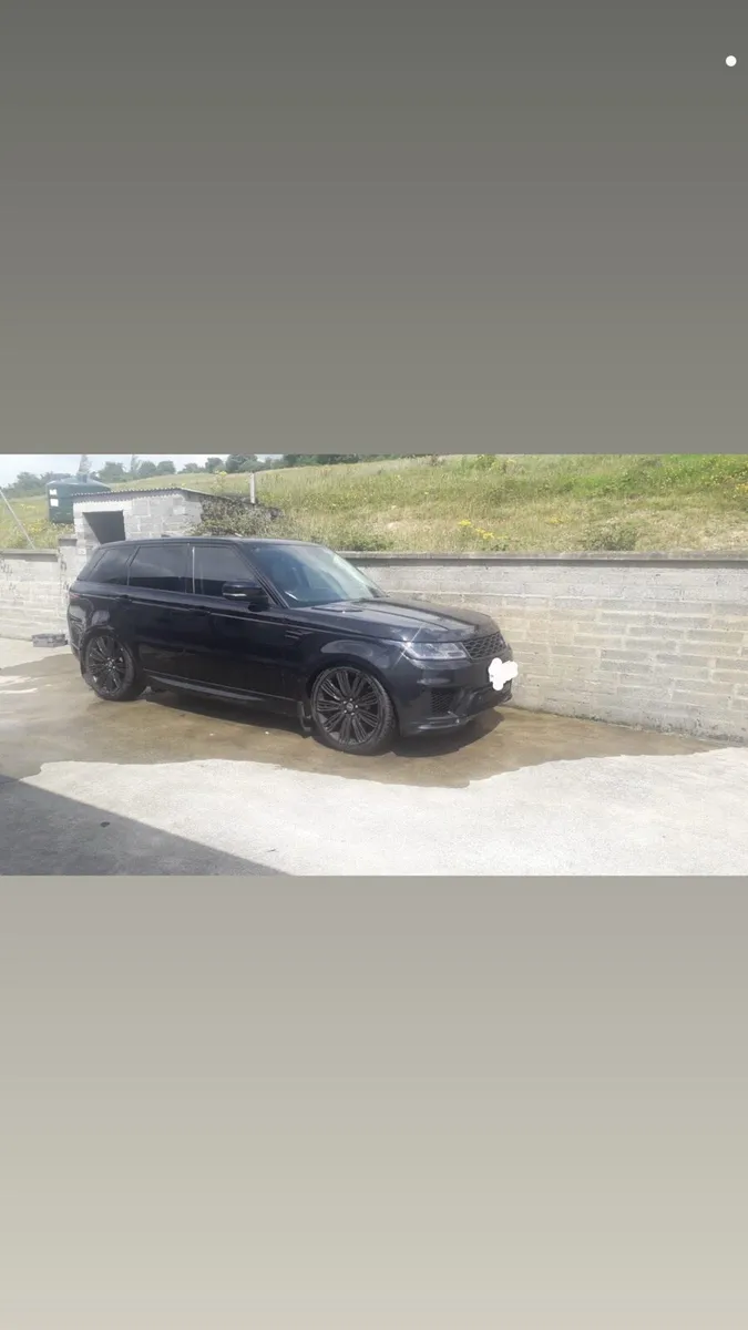 2020 Range Rover Sport - Image 1