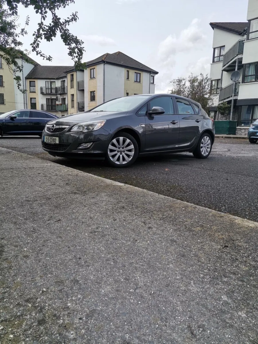 Opel Astra 1.3 ctdi - Image 1