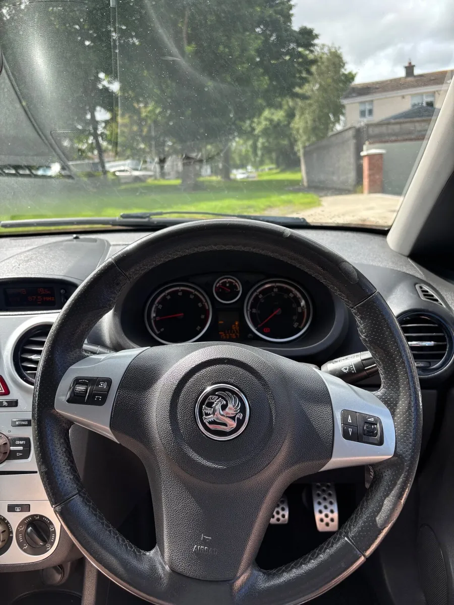 Vauxhall Corsa 2010 - Image 3