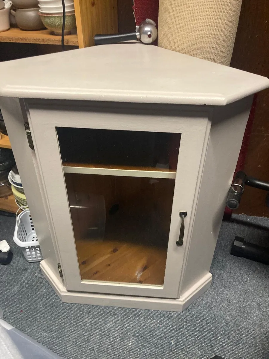TV corner unit - Image 1