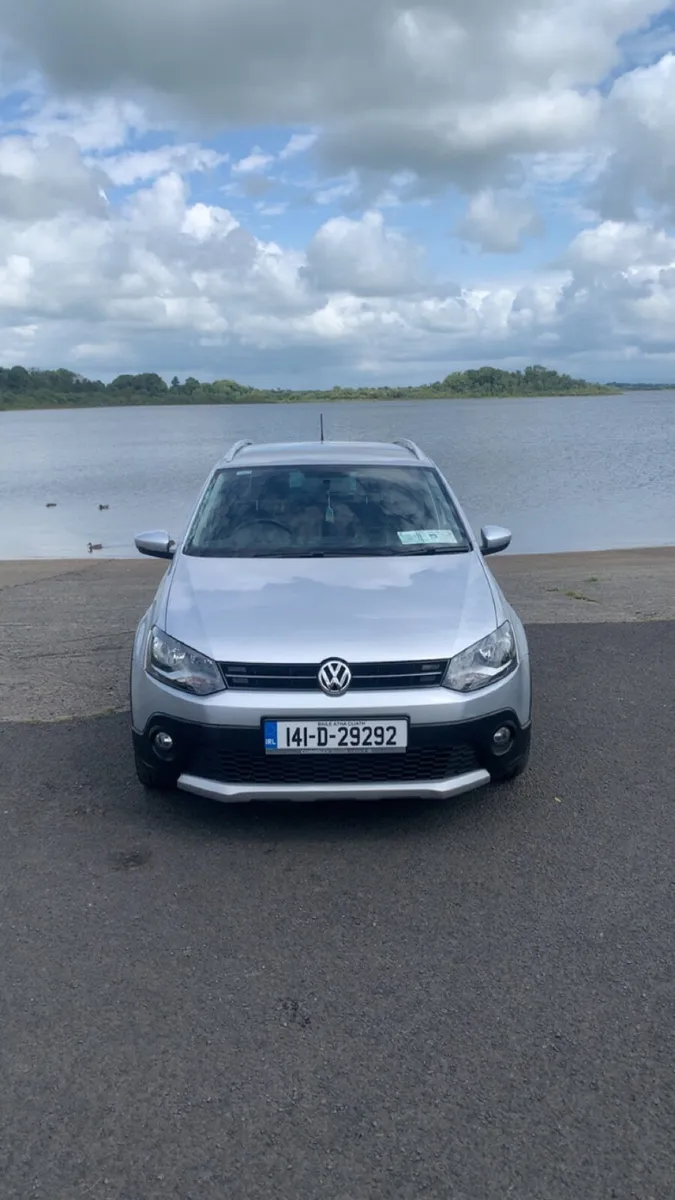 Volkswagen Polo 2014 - Image 2