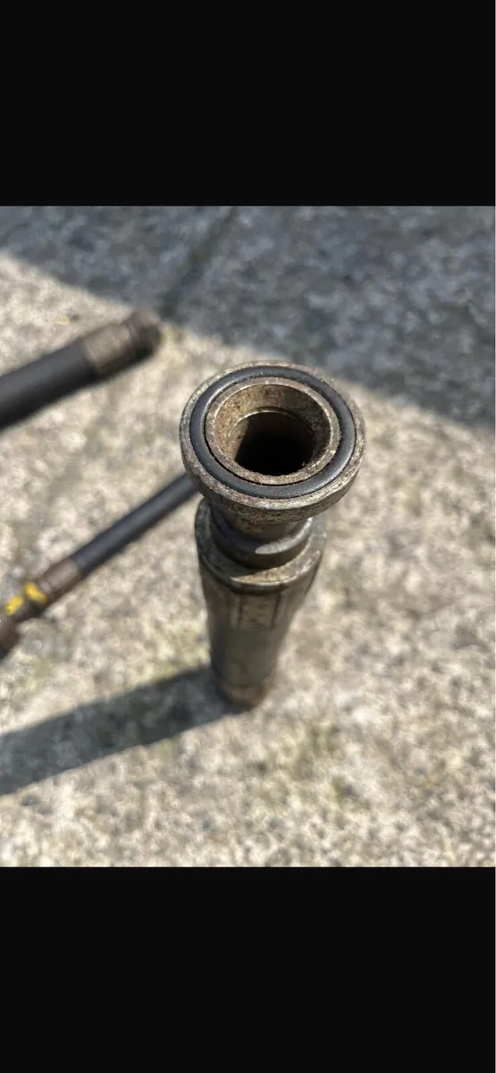 Hymac pipes - Image 3