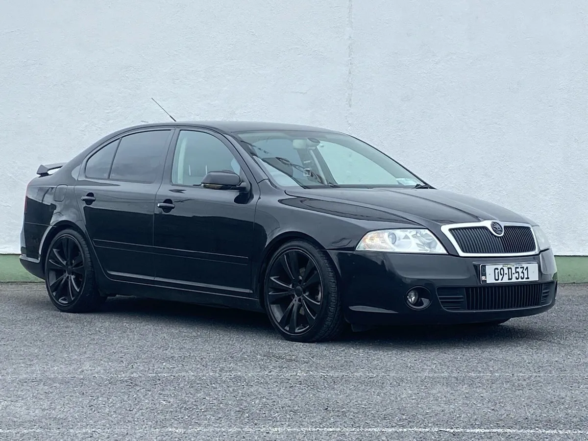 Skoda Octavia VRS 2.0 TDi - Image 1