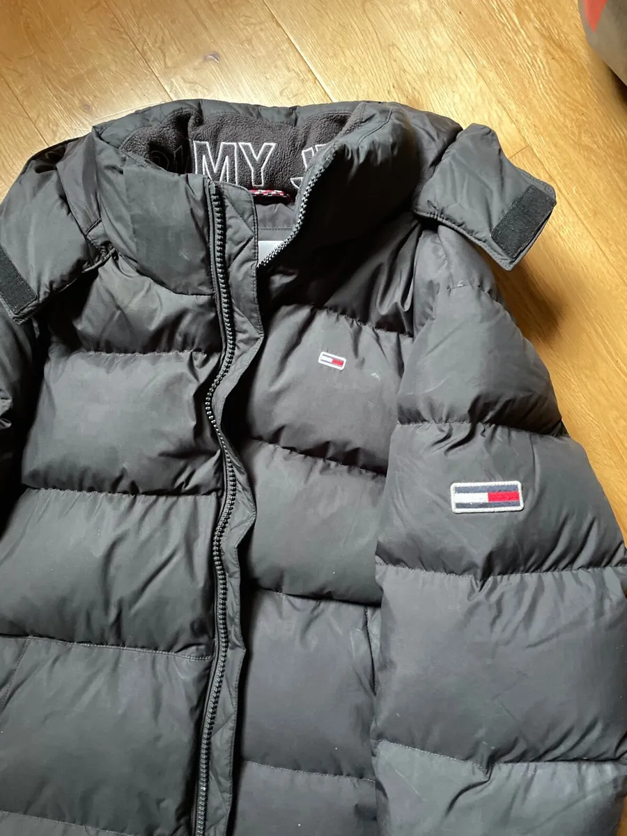 Tommy hilfigure and Moncler maya - Image 4