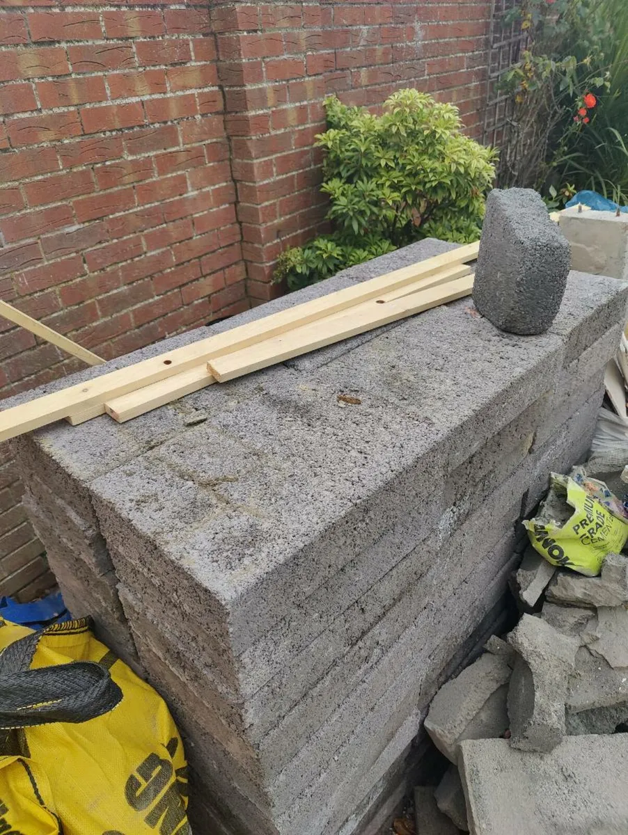 12" blocks for sale. - Image 1
