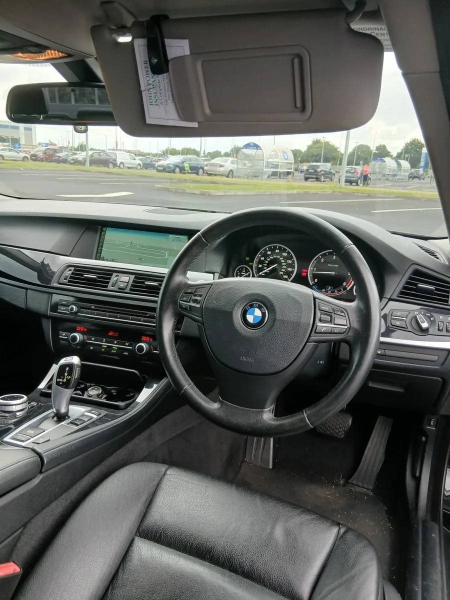 BMW 5-Series 2012 - Image 4