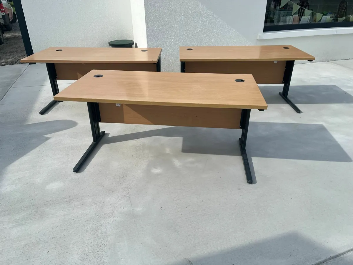 Office furniture - from €50 to €150 - Image 1