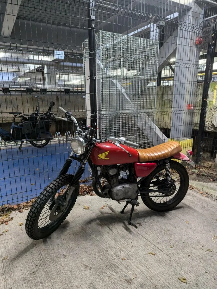 Honda CB 125cc - Image 1