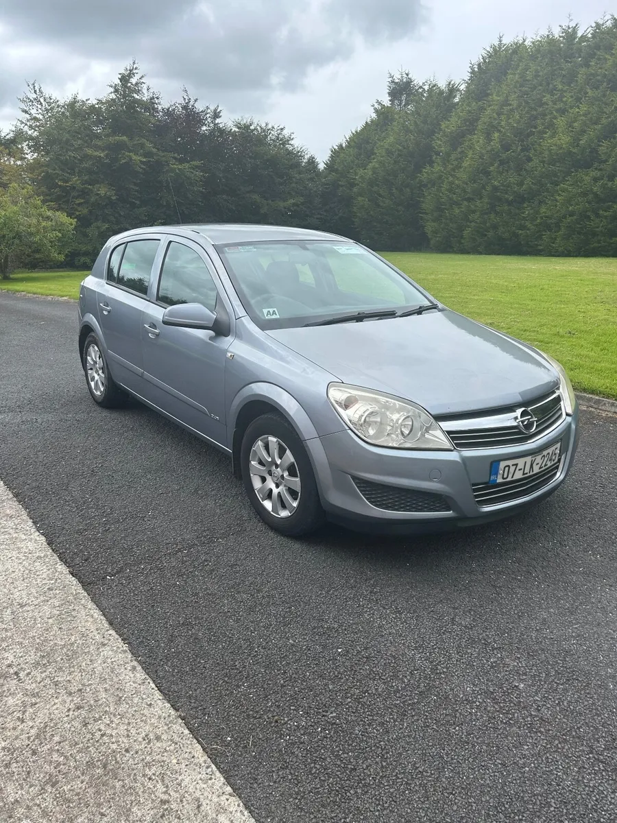 Opel Astra 2007 - Image 1