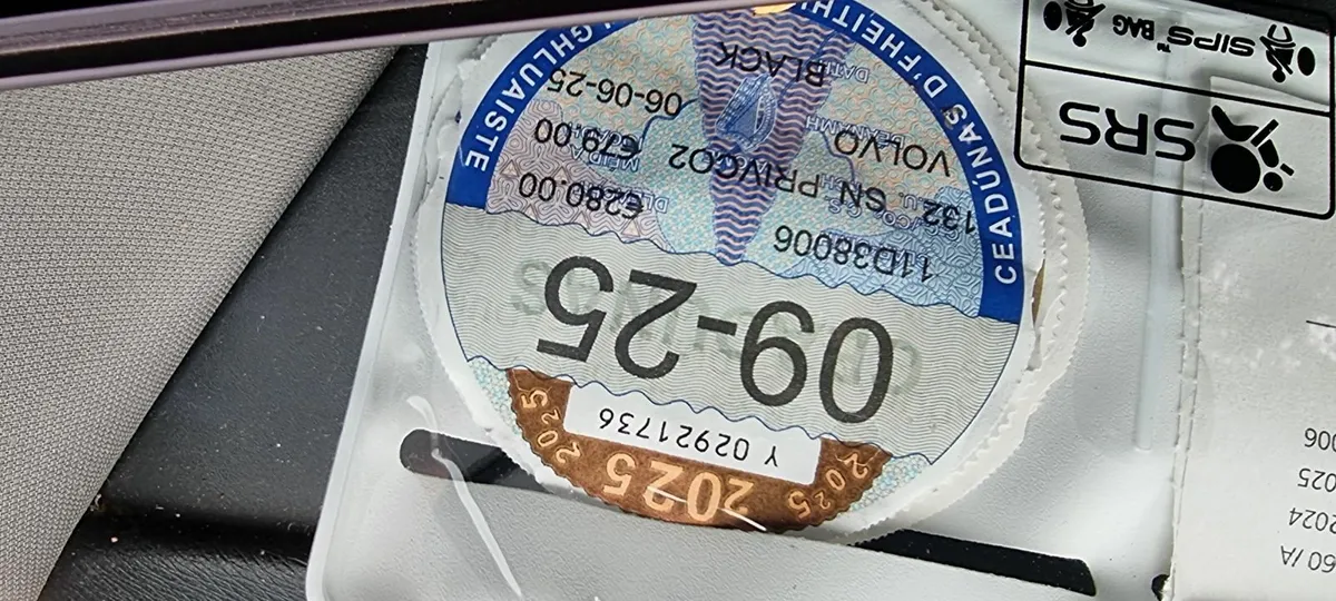 Volvo V60 2011 - Image 2