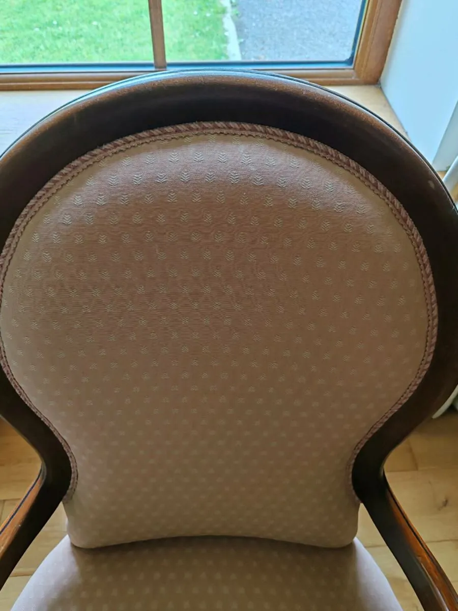 Antique style chair - Image 2