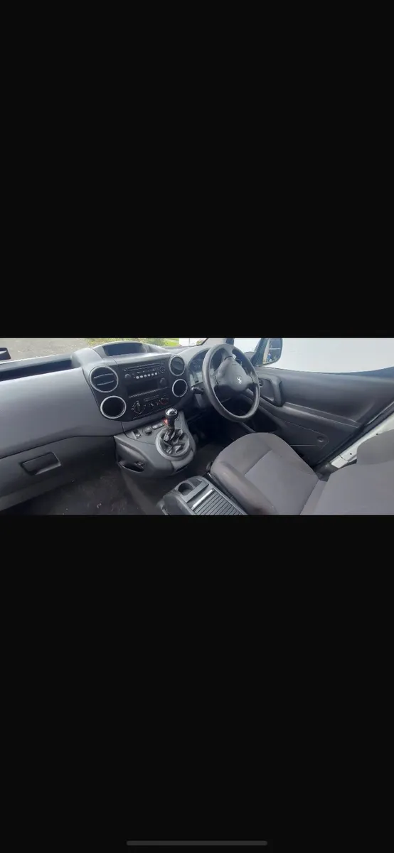 Peugeot Partner 2015 - Image 2