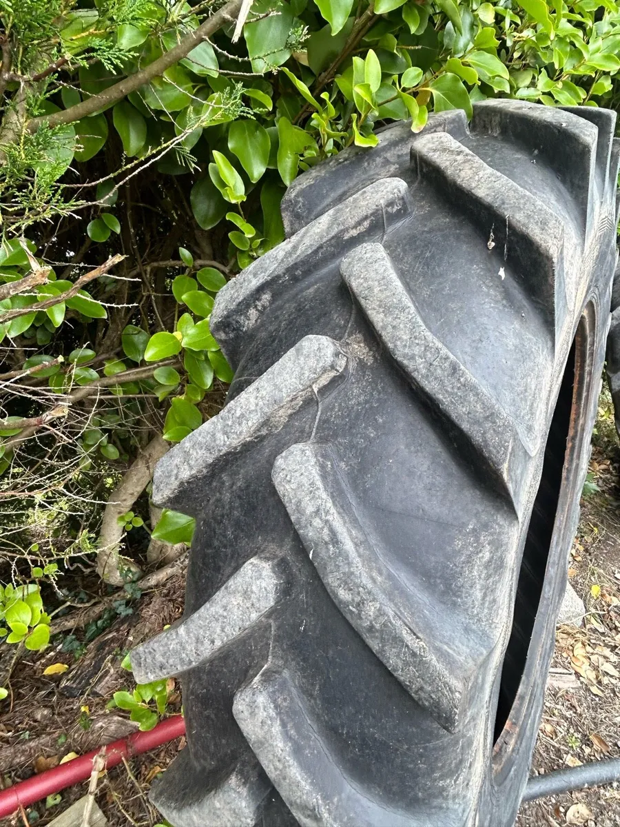 16.9R34 tyres - Image 4