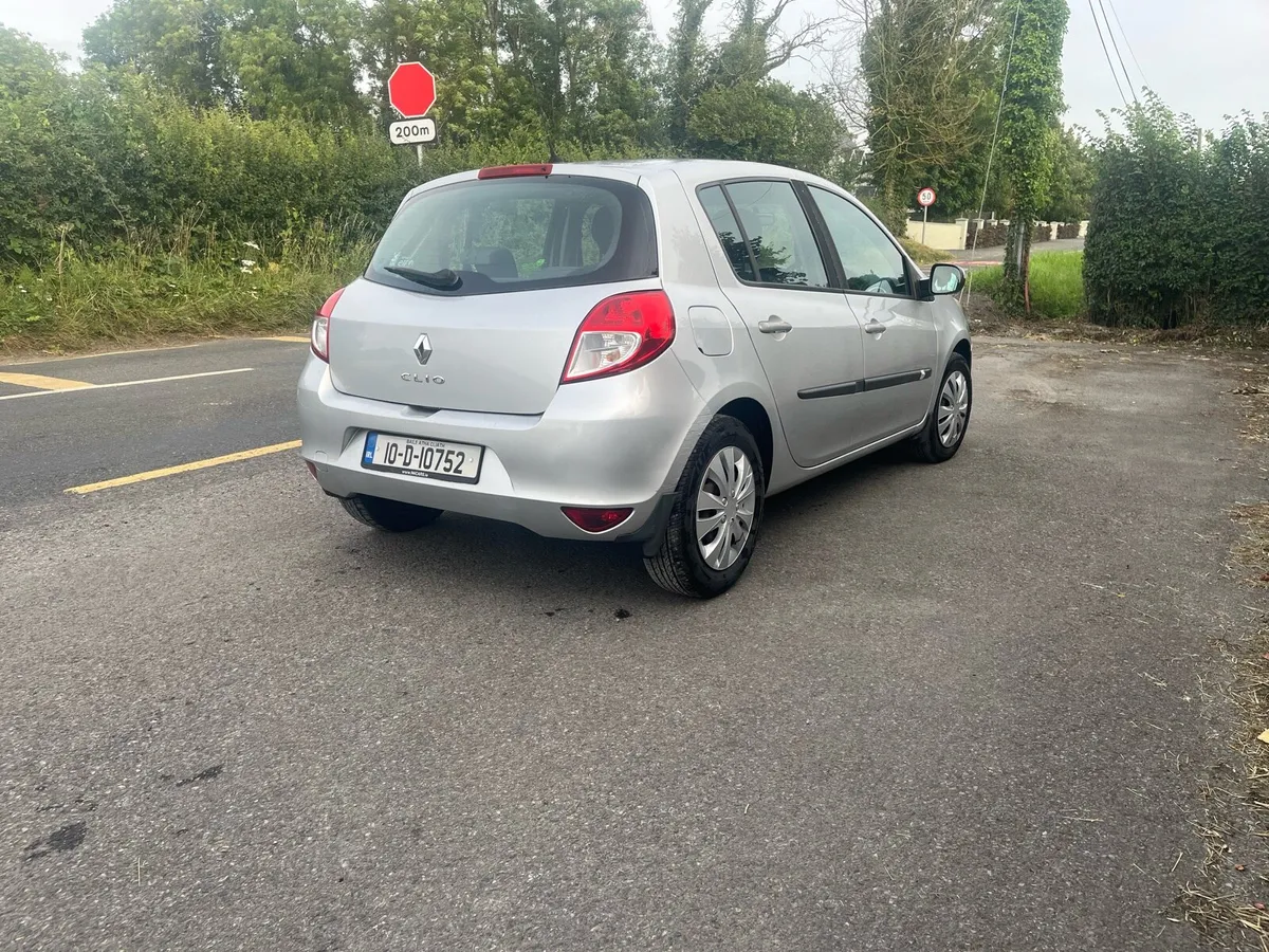 Renault Clio - Image 4