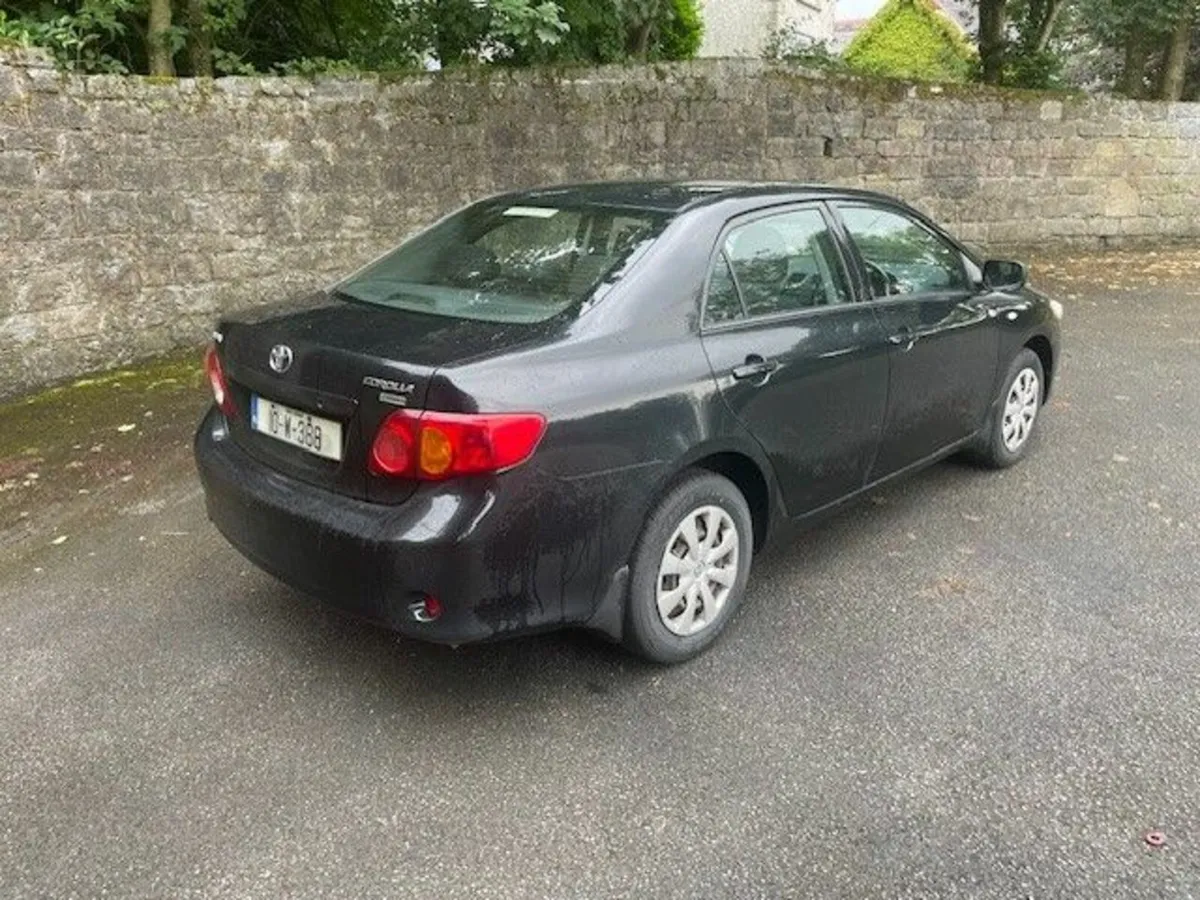 Toyota Corolla 2010 - Image 4