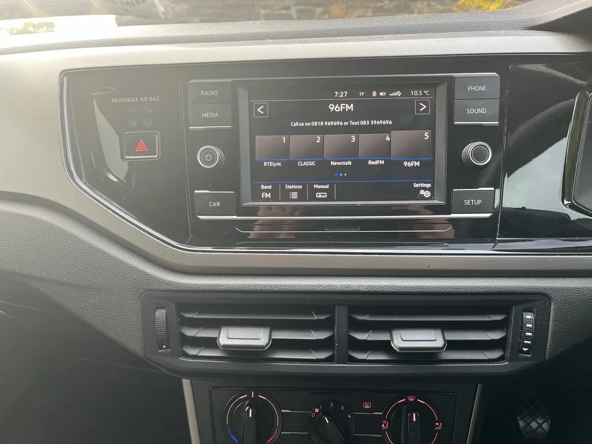 Volkswagen Polo - Image 4