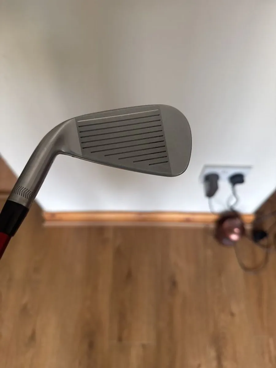 pxg driving iron with velocore+ shaft - Image 2