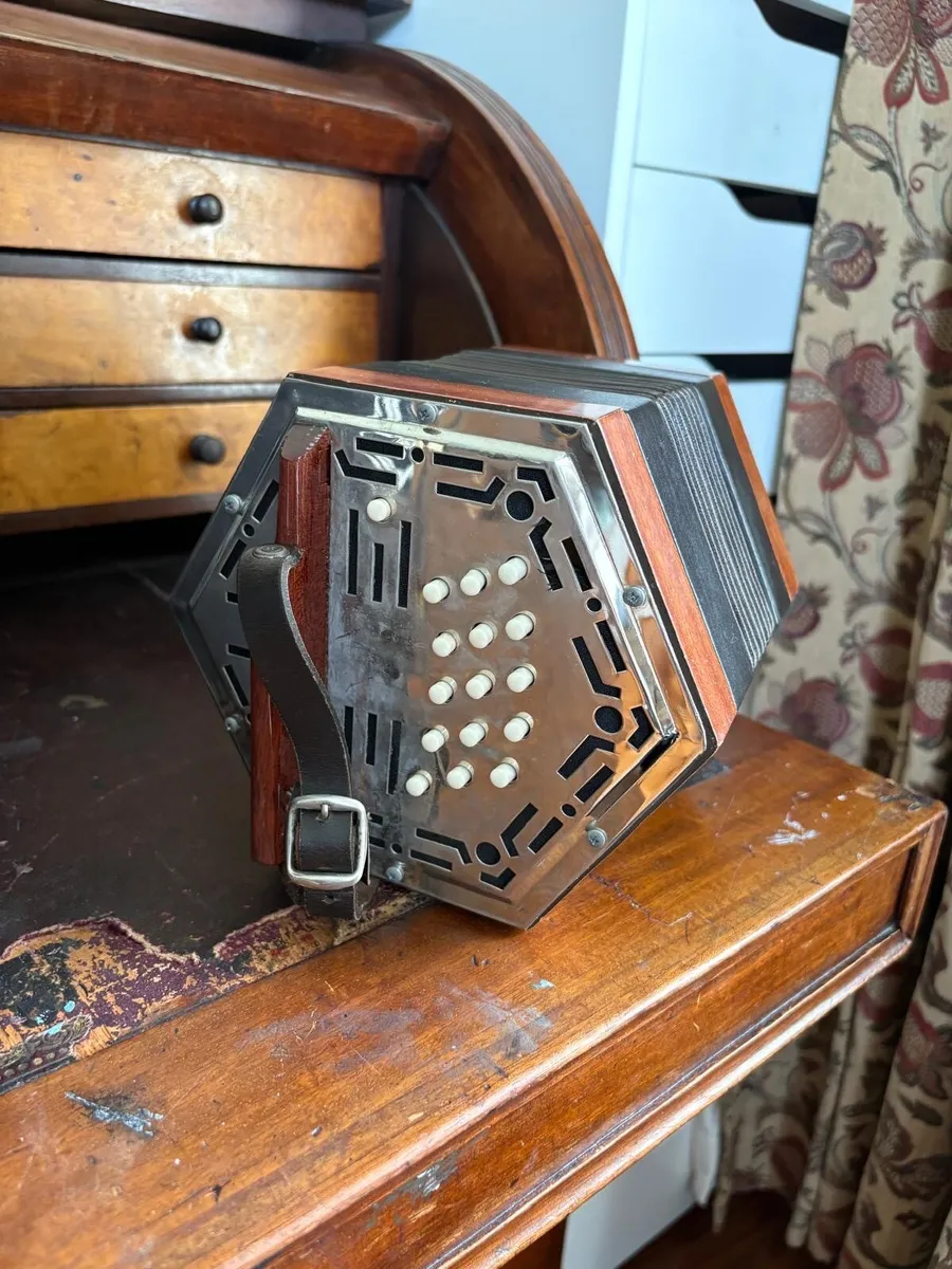 Concertina - Image 2