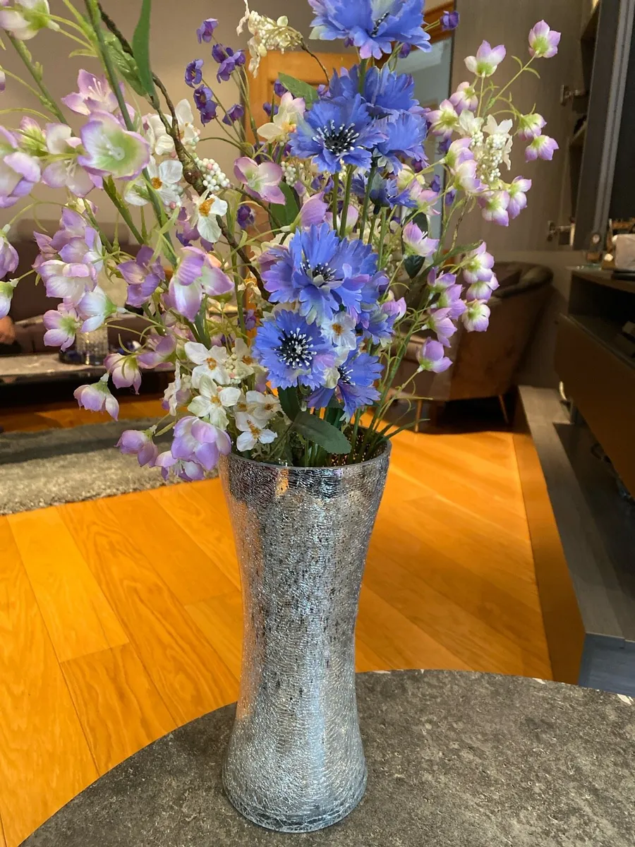 Flower vase - Image 2