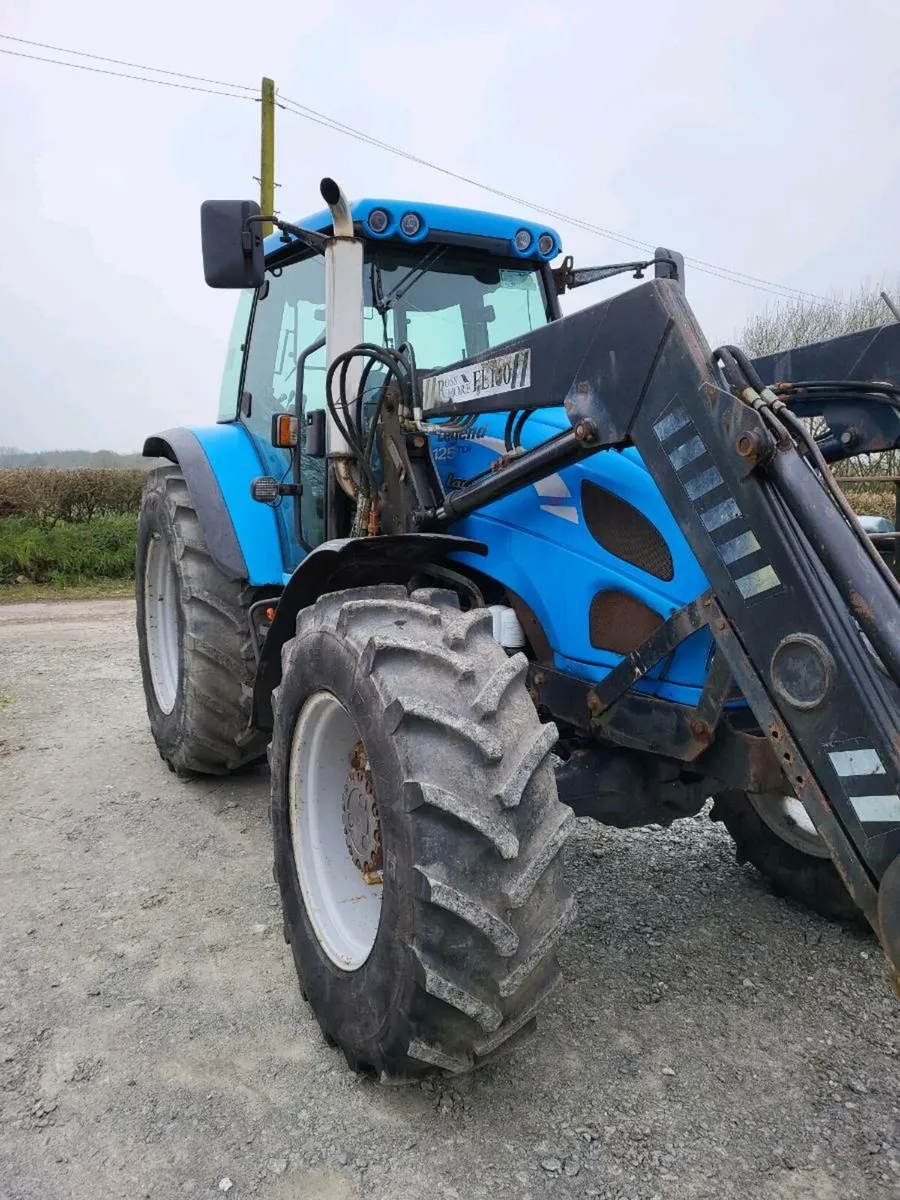 Tractor and front loader - Image 2