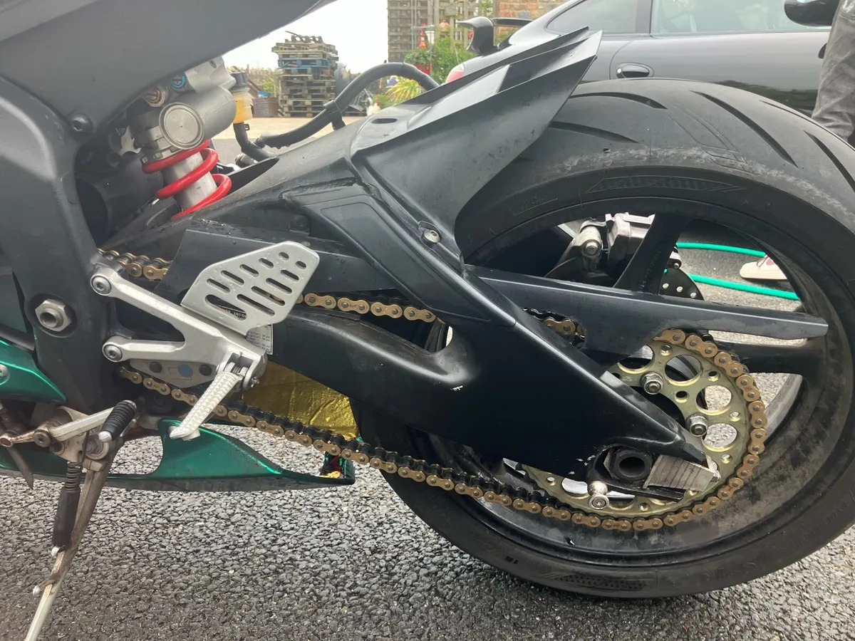 2006 Yamaha R6 2co *Read Ad* - Image 4