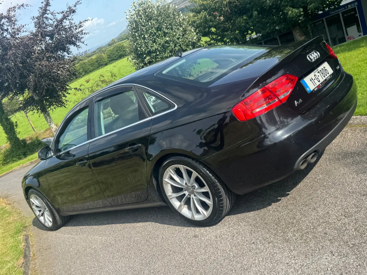 Audi A4 2011 2,0 TDI FULL Leather - Image 4