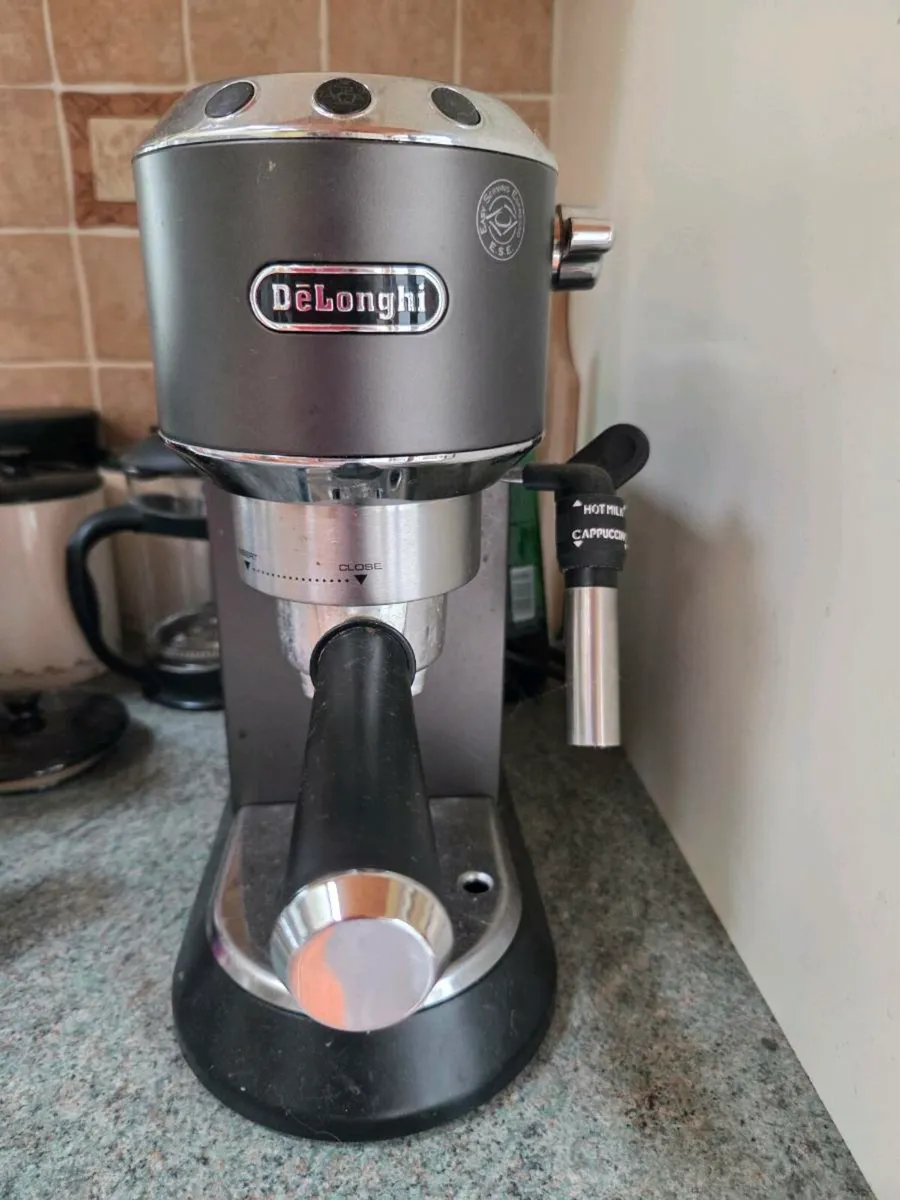 DeLonghi Coffee Machine - Image 1