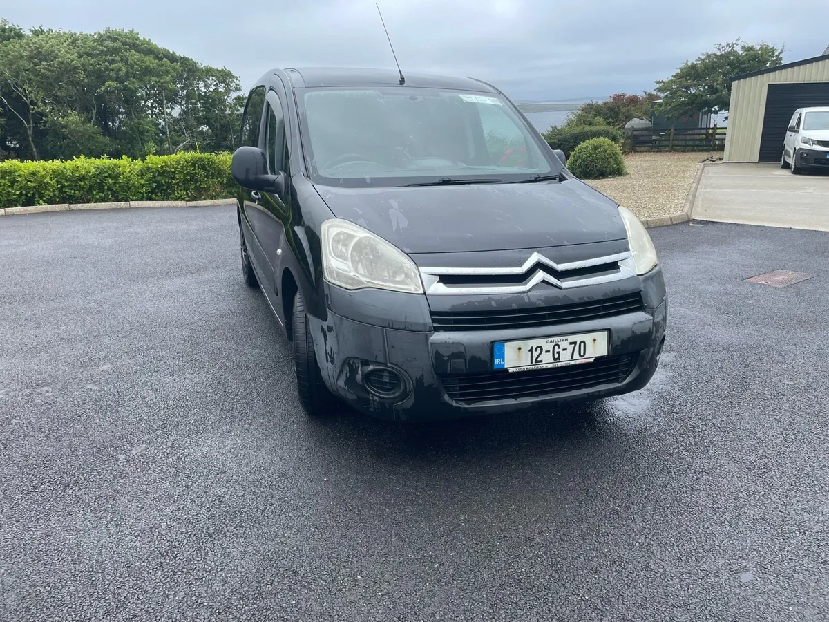 Van - Image 1