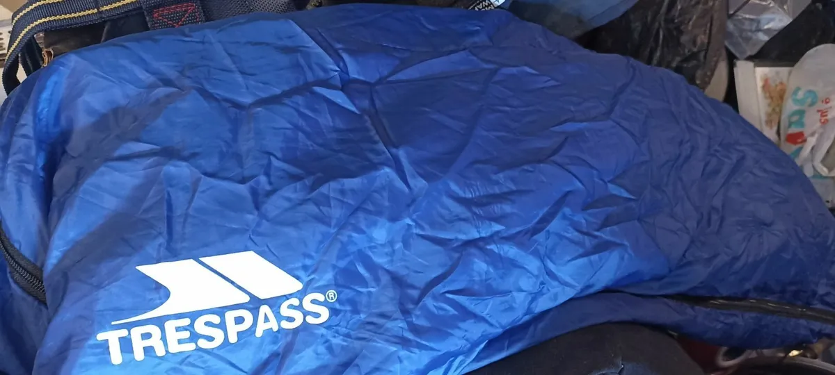 Trespass Sleeping Bag - Image 1
