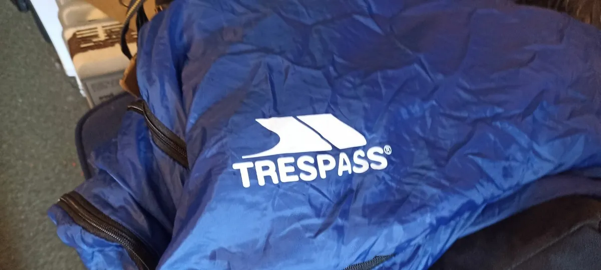 Trespass Sleeping Bag - Image 2