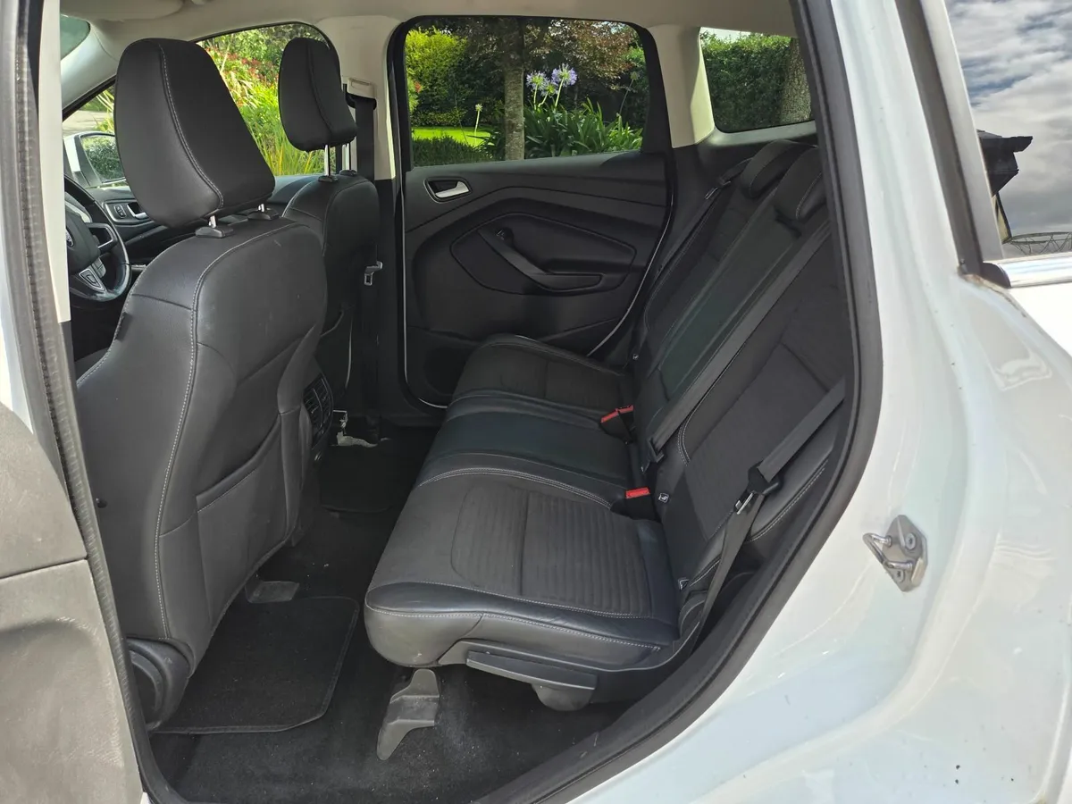Ford Kuga 2018 - Image 2